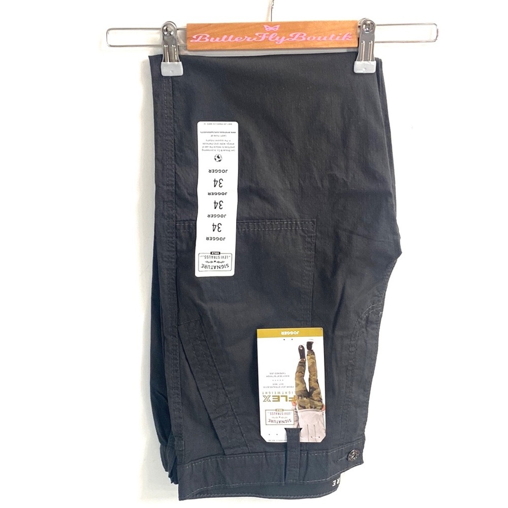 (B51) Levi’s Signature Men’s Joggers Black Flex Light Weight Gold Edition, Sz 34